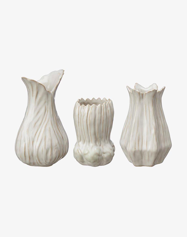 Leslie Vase 2 - White Medium