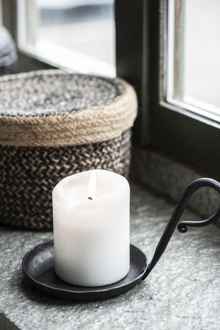 Block Candle Holder with Handle