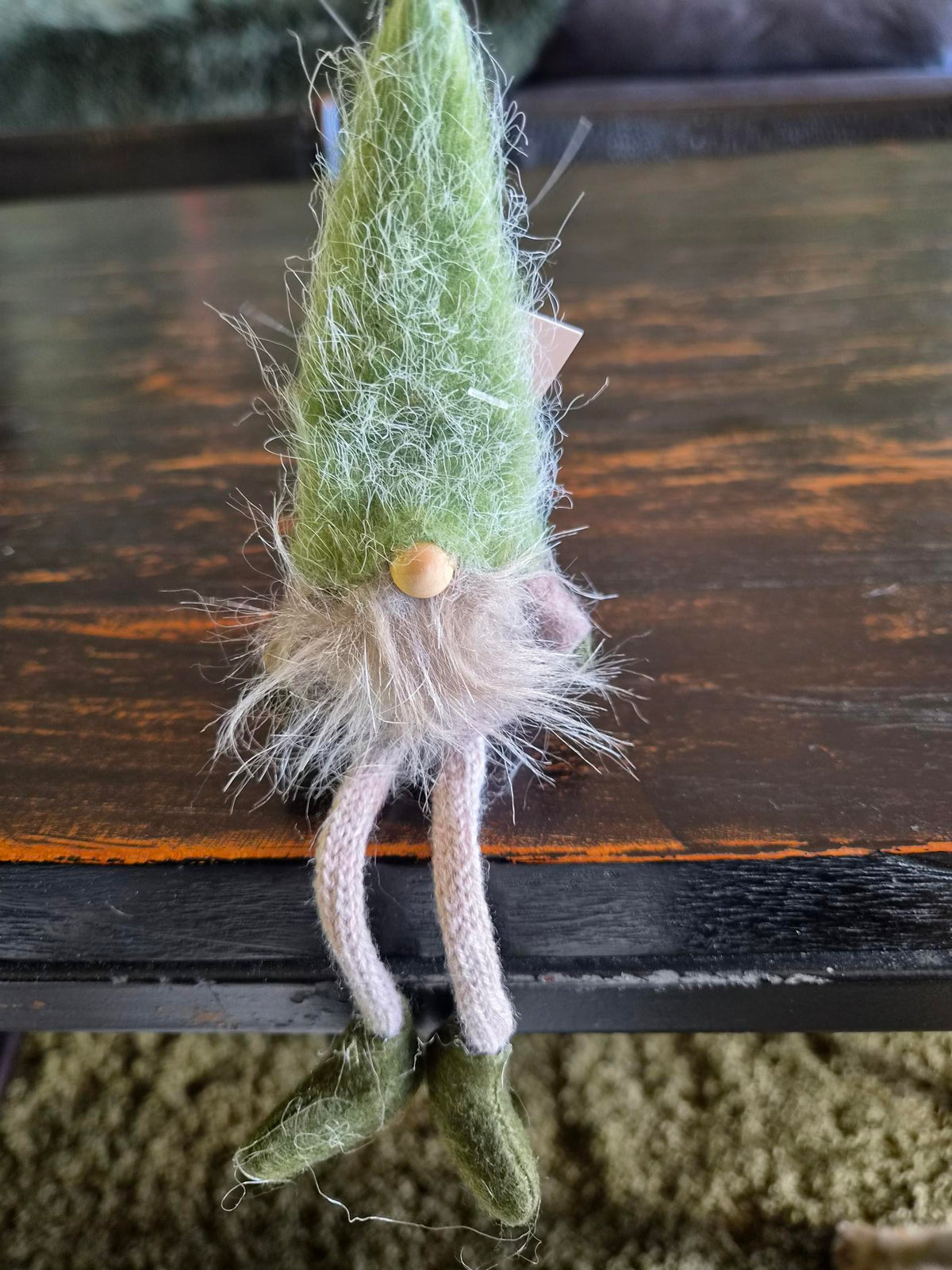 Mini Green Sitting Gnome – 20 x 6cm