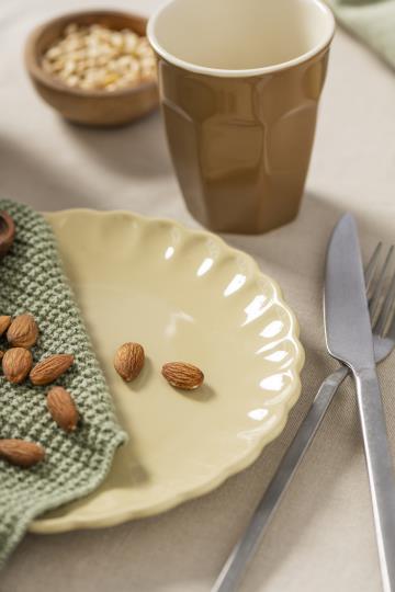 Mynte Breakfast Plate - Wheat Straw