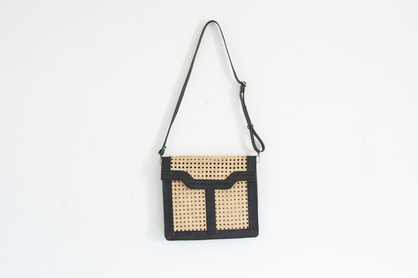 Plana Shoulder bag - Black/Natural