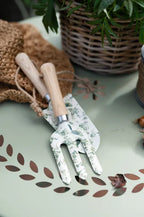 Spira Garden Tools - with pattern